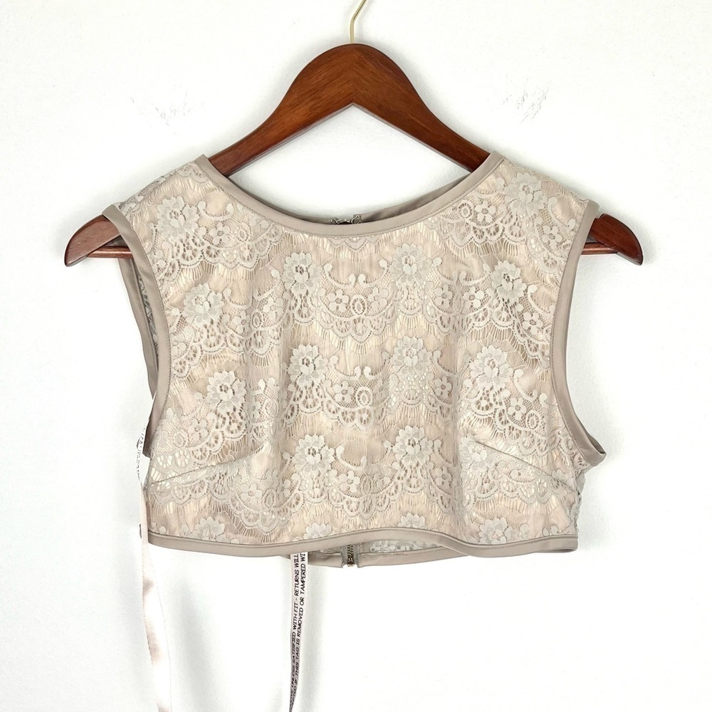 House of CB London NWT Grazielle Lace Crop Top Size Large - Picture 4 of 11